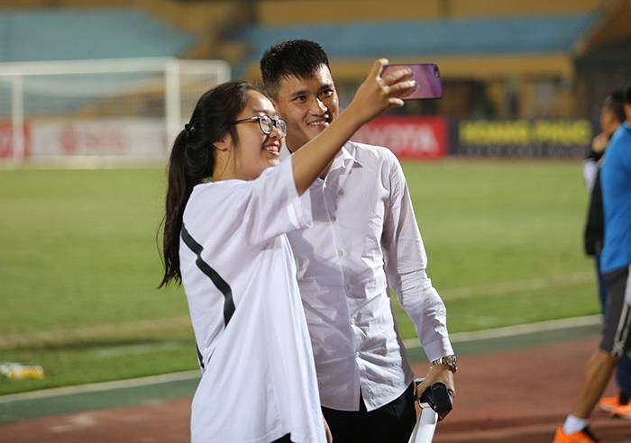 Đặc biệt là fan nữ