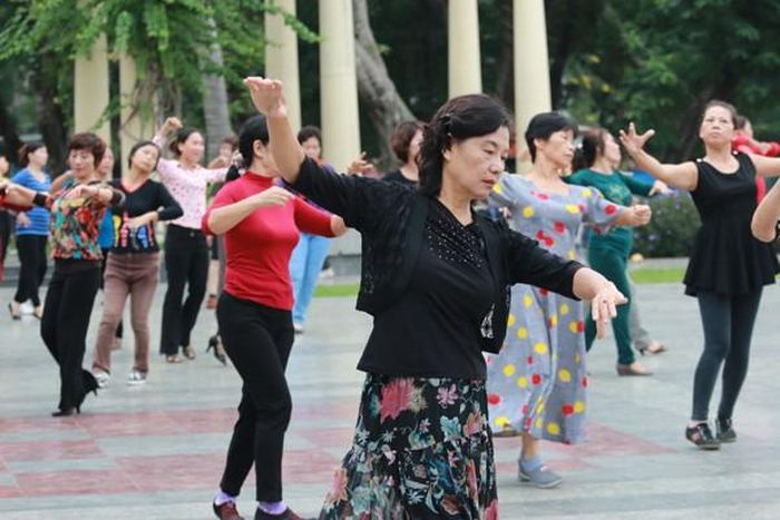 Bài tập đơn trước khi ghép nhảy đôi.