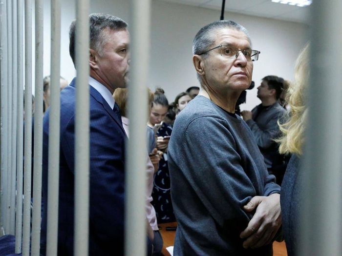 Cựu Bộ trưởng Kinh tế Nga - Ulyukayev tại phiên xét xử hôm 15-12. Ảnh: Reuters
