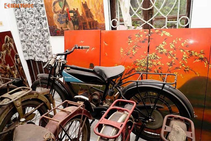Đây được xem là bộ sưu tập xe máy cực hiếm không chỉ tại Việt Nam mà cả trên Thế giới cũng ít người có đủ số xe này.