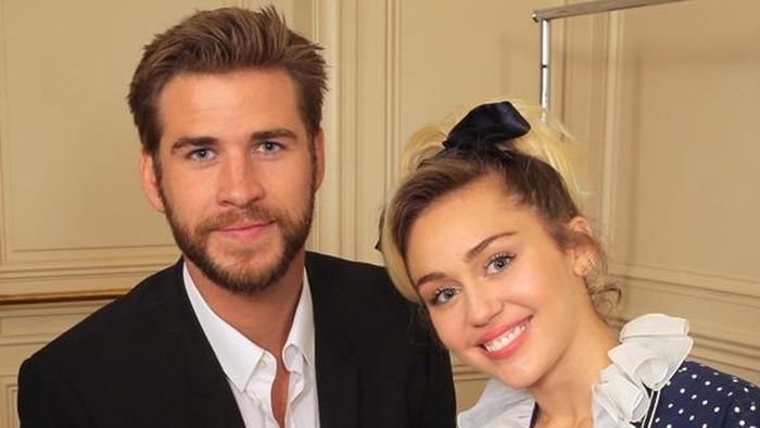 Miley và Liam có cái kết viên mãn sau nhiều lần tan hợp.