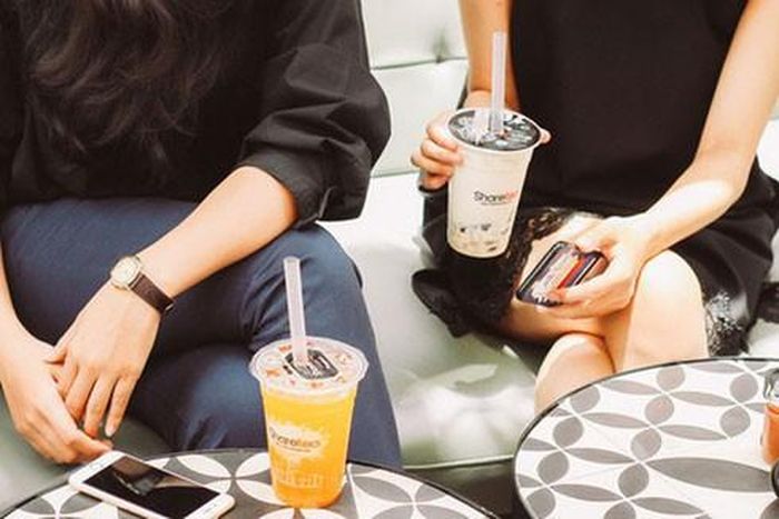 Việc uống trà sữa thường xuyên có thể gây ra nhiều nguy cơ sức khỏe