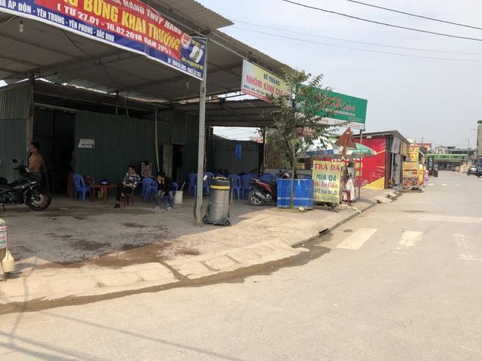 Hàng nghìn m2 đất công bị lấn chiếm, xây dựng trái phép tràn lan.