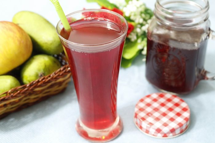 Nước siro mận hậu có cách làm đơn giản, nhưng lại hiệu quả cao cho bạn loại nước giải nhiệt thơm ngon trong những ngày hè nóng nực.