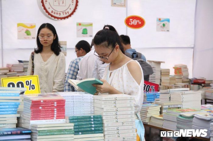 Đây là dịp để các đơn vị hoạt động trong lĩnh vực xuất bản và phát hành có cơ hội quảng bá, giới thiệu sản phẩm của mình và tổ chức các hoạt động tri ân khách hàng. 