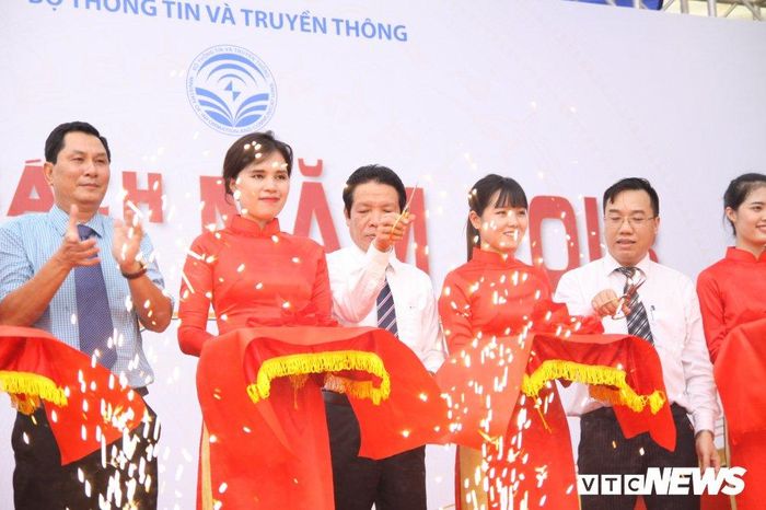  Theo Thứ trưởng Hoàng Vĩnh Bảo, với mục tiêu xây dựng phong trào đọc sách trong xã hội, góp phần xây dựng có hiệu quả thế hệ đọc tương lai, việc đẩy mạnh tổ chức các chương trình, hoạt động về sách dưới nhiều hình thức khác nhau sẽ giúp cho người dân nâng cao nhận thức về ý nghĩa to lớn và tầm quan trọng của việc đọc sách đối với việc giáo dục và hình thành nhân cách con người, đặc biệt là trong thời đại công nghệ 4.0.