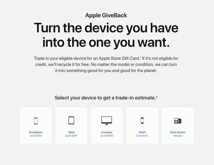 Đầu tiên, Leswing truy cập trang định giá sản phẩm tái chế của Apple tại đây. Apple thu lại nhiều sản phẩm như smartphone, máy tính bảng, laptop, PC...