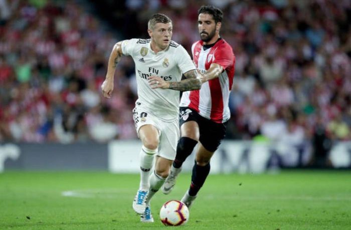 Toni Kroos không thể đảm nhận vai trò tiền vệ phòng ngự như Casemiro trong trận hòa 1-1 trước Athletic Bilbao ở vòng 4 La Liga tuần rồi.