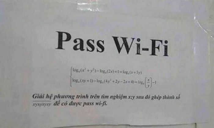 Cách đặt mật khẩu Wi-Fi bằng đáp án của một đề toán rắc rối không chỉ được áp dụng tại các trường học, mà ngày càng trở nên phổ biến tại các quán cà phê, nhà hàng. Bức ảnh yêu cầu người dùng giải hệ phương trình để lấy mật khẩu Wi-Fi tại một quán cà phê được chia sẻ trên mạng từng nhận được gần 25.000 lượt yêu thích. Ảnh: FB. 