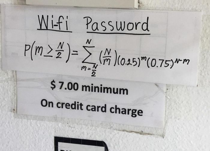 Một nhà hàng tại Thái Lan cung cấp mật khẩu Wi-Fi miễn phí qua một bài toán. Vì không thể tìm ra đáp án, khách hàng đã chia sẻ lên mạng và nhờ giúp đỡ. Tuy nhiên, tất cả kết quả được đưa ra đều không phù hợp. Nhiều người cho rằng có thể đây chỉ là câu đố mẹo, không phải một bài toán thực sự. Ảnh: Reddit.
