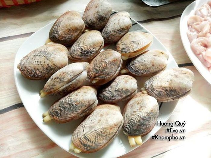 Bước 3: Nấu nước dùng lẩu