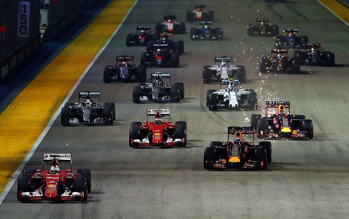 Singapore kết hợp rất nhiều sự kiện khi chặng đua Singapore Grand Prix diễn ra.