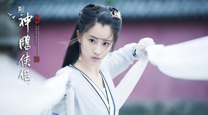 Trong những hình ảnh mới, khán giả bắt đầu có thiện cảm và đánh giá tích cực hơn cho diện mạo mới của Tiểu Long Nữ. Nhiều người đánh giá Mao Hiểu Tuệ khá xinh đẹp và phù hợp với tạo hình của Cô Cô. Tuy nhiên, một số khác vẫn cho rằng, nữ diễn viên 22 tuổi vẫn còn khá non trẻ, trong sáng, không chững chạc và trải đời như trong bản gốc. 