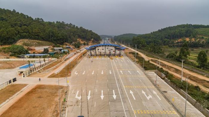 Trạm thu phí tại dự án cao tốc Hạ Long- Vân Đồn. Ảnh: Quang Toàn/BNEWS/TTXVN
