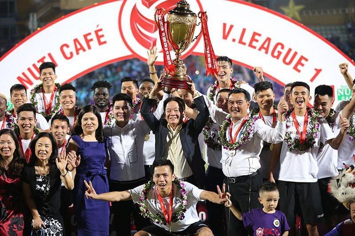 Hà Nội lần thứ 4 lên ngôi vô địch V-League