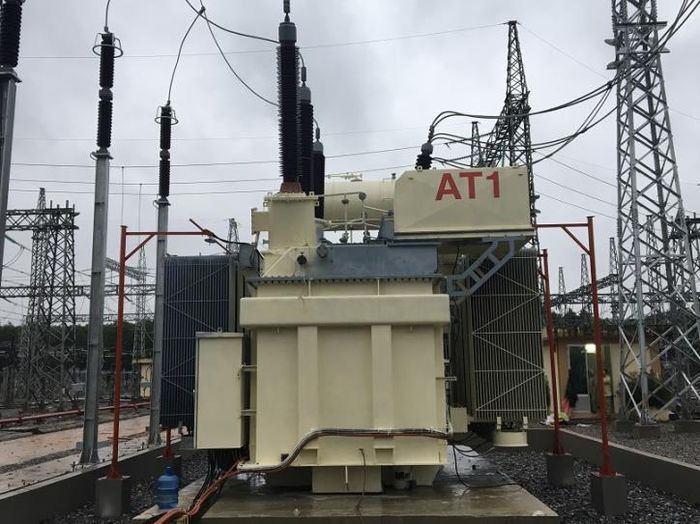 Máy biến áp AT1 (220/110/22kV-125MVA) TBA 220kV Đông Hà. Ảnh: CPMB