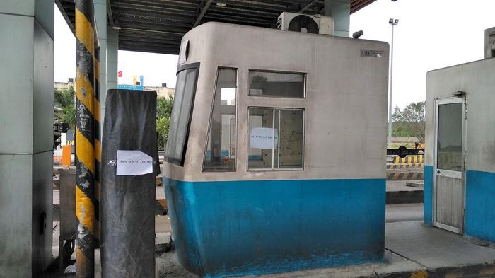 Cabin trạm thu phí cao tốc TP.HCM – Trung Lương vắng người
