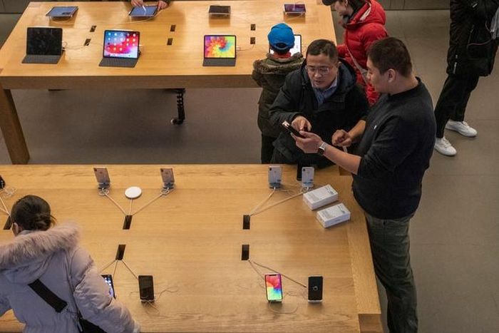 Bên trong Apple Store tại Bắc Kinh (Trung Quốc). Ảnh: The New York Times.
