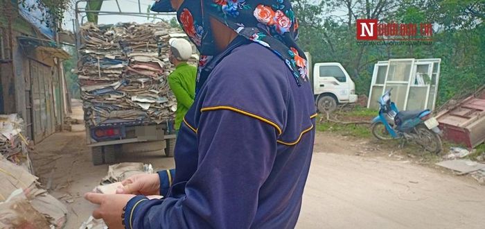 Người phụ nữ này bảo đã lâu lắm rồi chị không biết khái niệm thưởng Tết là gì.