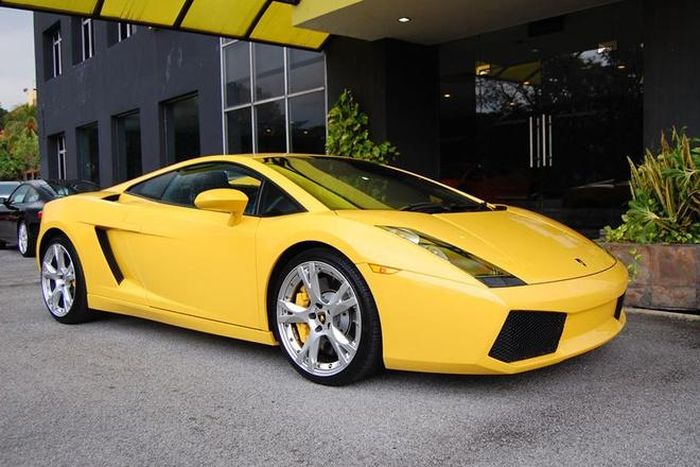 Một triệu phú đã bị tịch thu chiếc Lamborghini Gallardo trị giá 200.000 USD dù không hề lái nó.