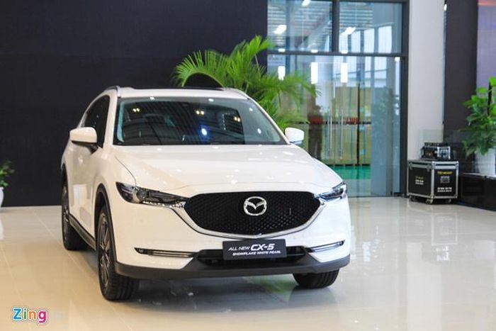 So với các đối thủ cùng phân khúc, Mazda CX-5 2018 thể hiện ưu điểm nổi trội về giá bán.