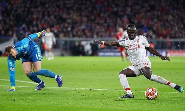 Bàn thắng đầu tiên cho thấy khả năng chớp thời cơ rất nhanh của Sadio Mane.