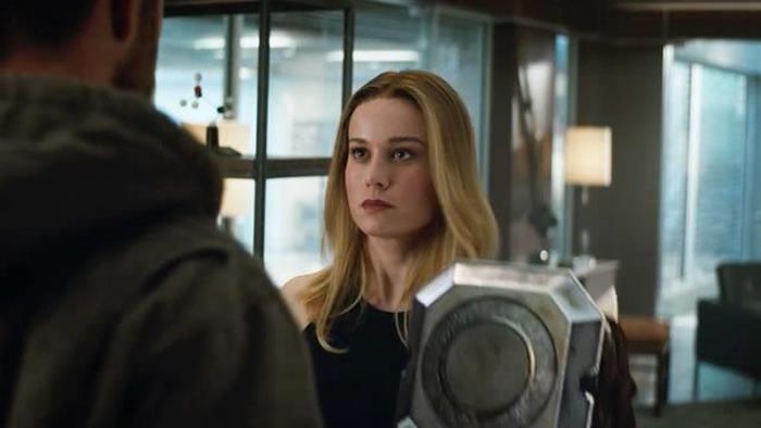 Thor lần đầu gặp Captain Marvel là khoảnh khắc thú vị của trailer.