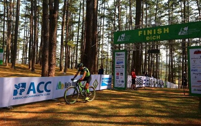 Pierre Yves Catry về nhất ở cự ly 42km dành cho nam.
