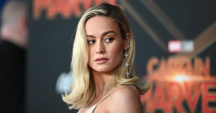 Brie Larson bị đòi thay thế vì một nhóm fan muốn nhân vật của cô là người da màu như trong truyện tranh.