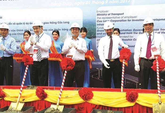  Ngày 1-9-2017, cầu Vàm Cống chính thức hợp long 
