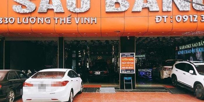 Quán karaoke Sao Băng - nơi xảy ra vụ xô xát có nổ súng tối 19/5.
