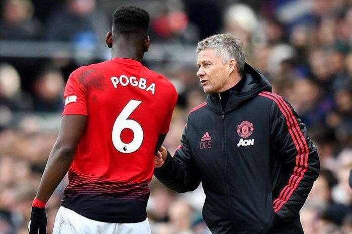 HLV Solskjaer không mặn mà với việc giữ chân Pogba.
