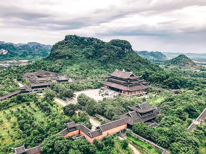 Toàn cảnh chùa Bái Đính nhìn từ trên cao