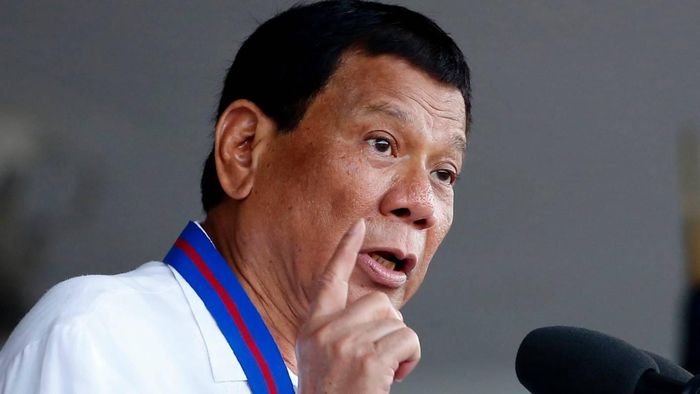 Tổng thống Philippines Rodrigo Duterte tuyên bố ông sẽ từ chức ngay lập tức nếu con trai của ông là Paolo Duterte tranh cử vào chức chủ tịch Hạ viện nước này