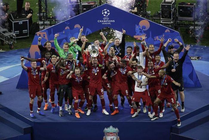 Các cầu thủ Liverpool đã có được danh hiệu vô địch Champions League/C1 thứ sáu trong lịch sử.