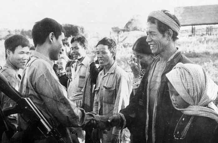 Thủ tướng Campuchia Hun Sen đã khẳng định:"Nhân dân Campuchia có niềm tin, chỉ có tiên, có Phật mới cứu giúp được những phận người khi gặp khó khăn khốn cùng. Đúng vào lúc người dân Campuchia sắp chết, chỉ còn biết chắp tay khẩn cầu tiên, Phật tới cứu thì bộ đội tình nguyện Việt Nam xuất hiện. Bộ đội Việt Nam chính là đội quân nhà Phật”.