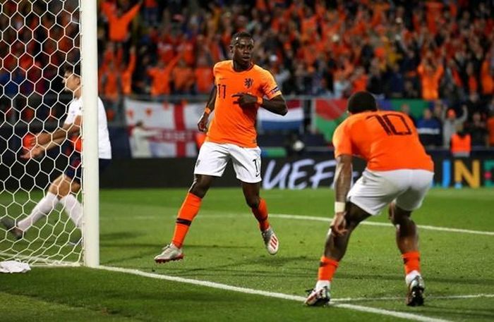 Quincy Promes ghi bàn "kết liễu" đội tuyển Anh. (Ảnh: AP)