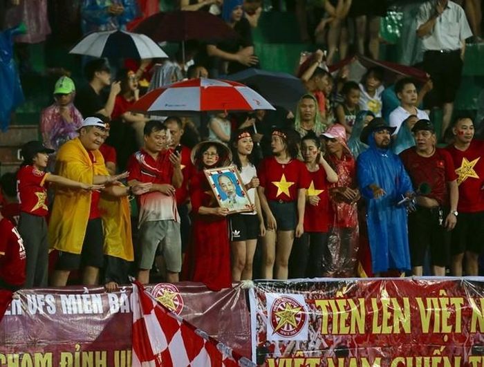 Các CĐV quen thuộc của U23 Việt Nam đến từ Hà Nội