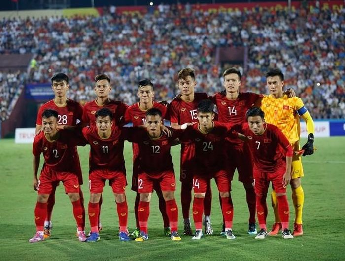 Thủ môn Bùi Tiến Dũng và các đồng đội có trận giao hữu đáng chú ý với U23 Myanmar trên SVĐ tỉnh Phú Thọ. Đây là lần đầu tiên U23 Việt Nam đá trên sân này.