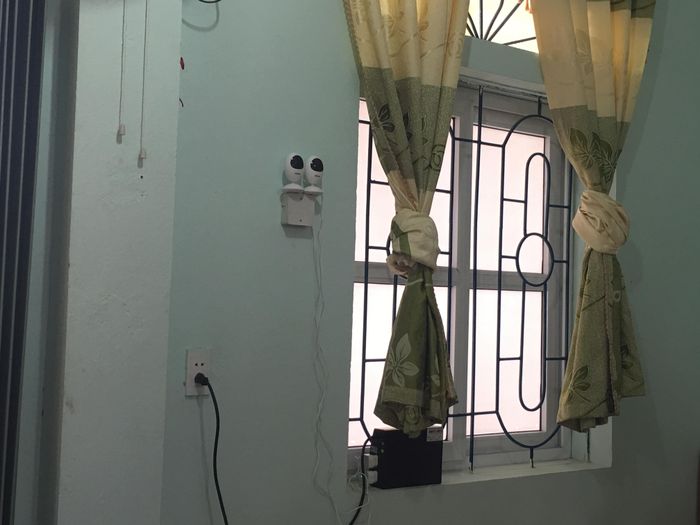 Tại Hà Giang, tất cả các điểm thi đều được lắp 2 camera thay vì 1 camera như quy định tại phòng lưu trữ bài thi, đề thi.