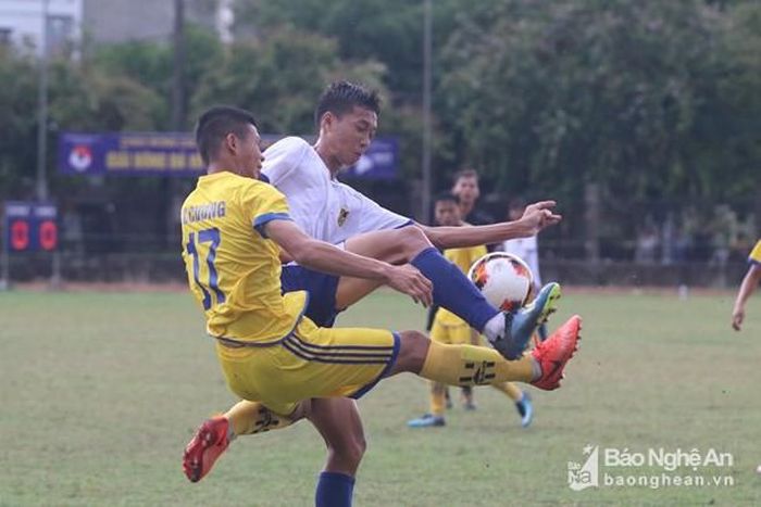 Đội U17 SLNA gây thất vọng khi không vượt qua được vòng loại. Ảnh: Hữu Thành