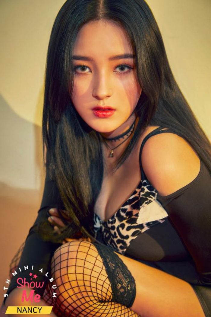 Nancy là một trong những thần tượng con lai nổi bật trong Kpop