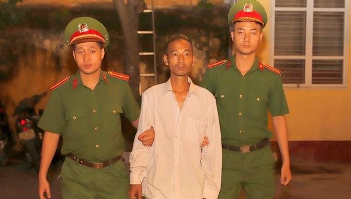 Đối tượng Đinh Minh Tùng bị bắt giữ. Ảnh: Công an Thành phố Hải Phòng.