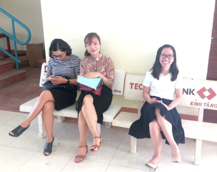 Cán bộ coi thi tại Sóc Trăng. Ảnh Xuân Lương 