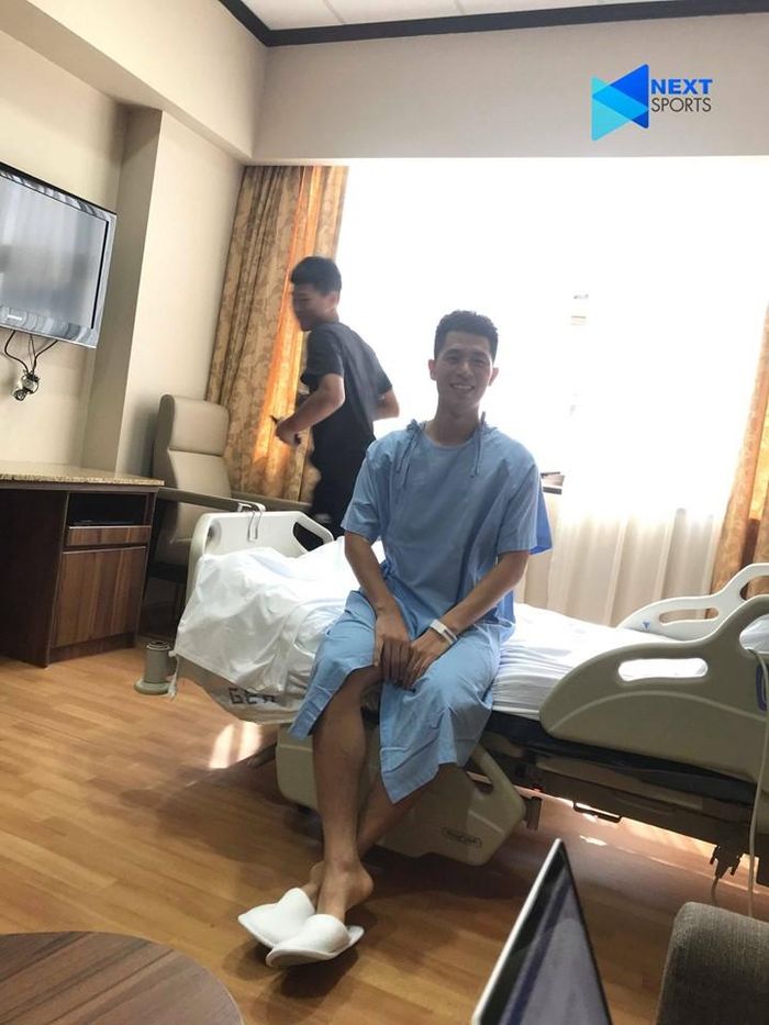 Đình Trọng sẵn sàng cho ca phẫu thuật