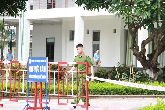 Khu vực này trong suốt những ngày qua được bảo vệ cực kỳ nghiêm cẩn do tính chất quan trọng của các hoạt động bên trong.