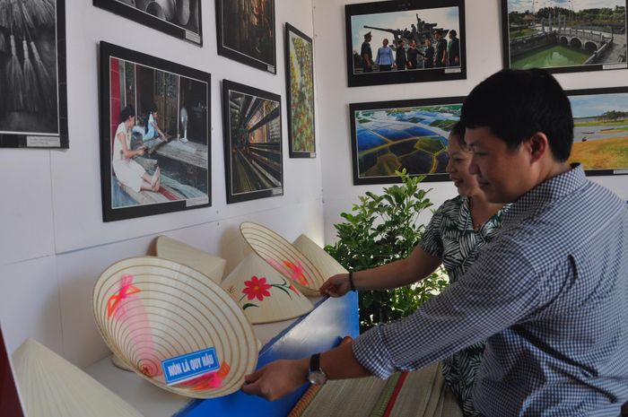 Một gian trưng bày tại triển lãm.