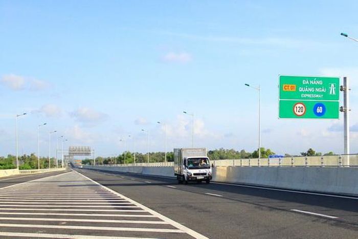  Cao tốc Đà Nẵng - Quảng Ngãi sẽ sớm lắp đặt trận cân. 