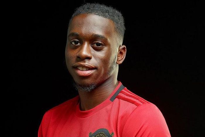 Aaron Wan-Bissaka chính thức trở thành người của M.U.