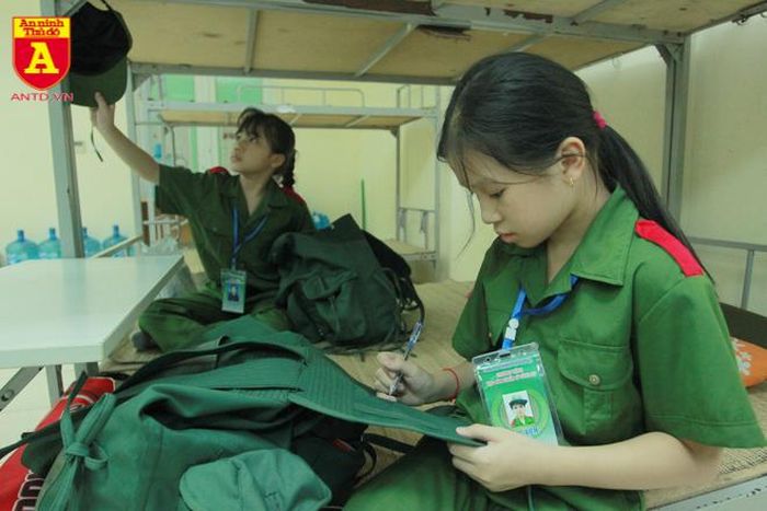 Cẩn thận ghi tên để tránh thất lạc, nhầm lẫn đồ dùng cá nhân